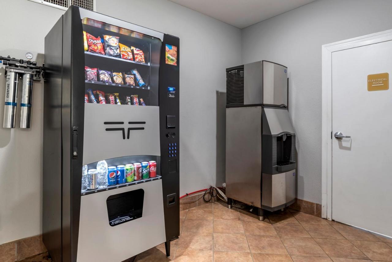 Quality Inn & Suites Demopolis Εξωτερικό φωτογραφία