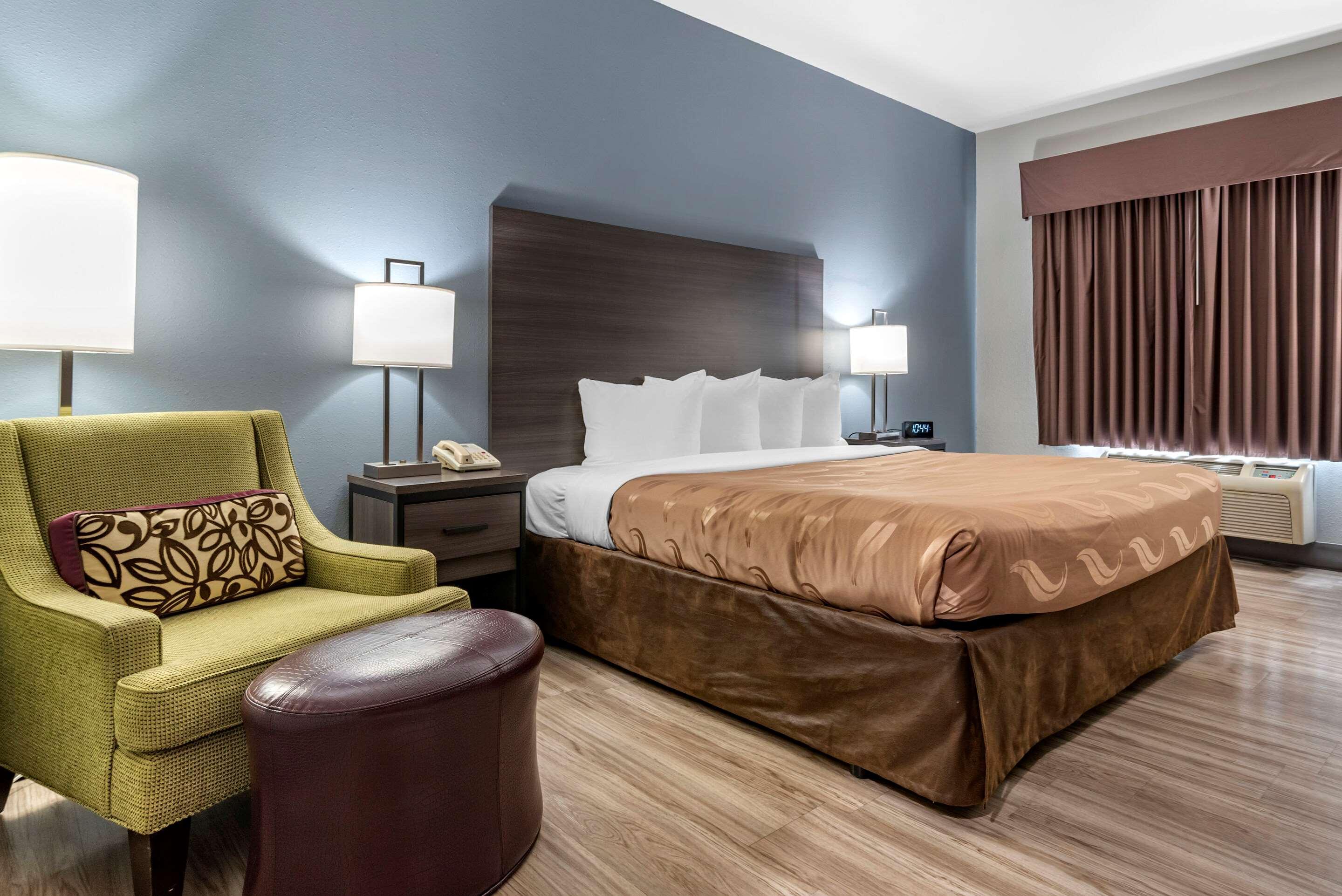 Quality Inn & Suites Demopolis Εξωτερικό φωτογραφία