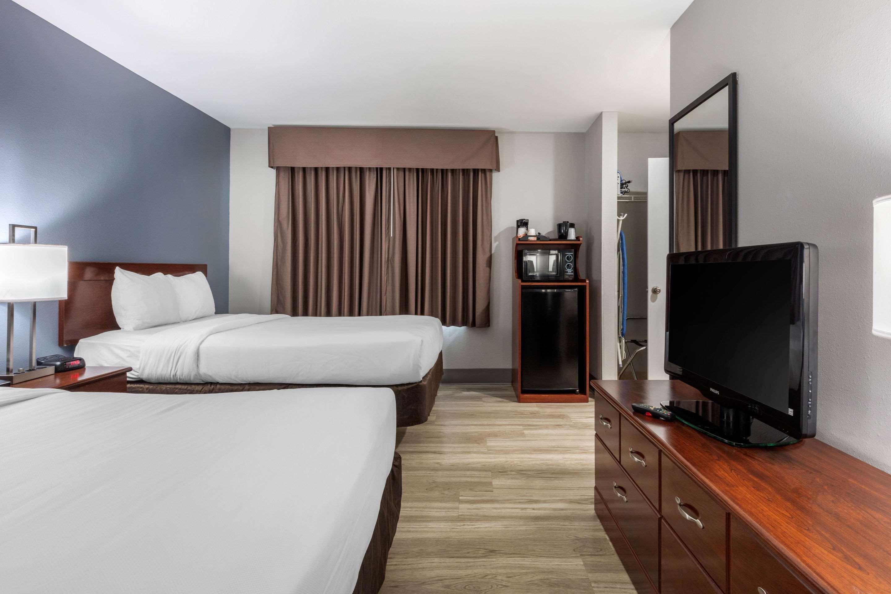 Quality Inn & Suites Demopolis Εξωτερικό φωτογραφία