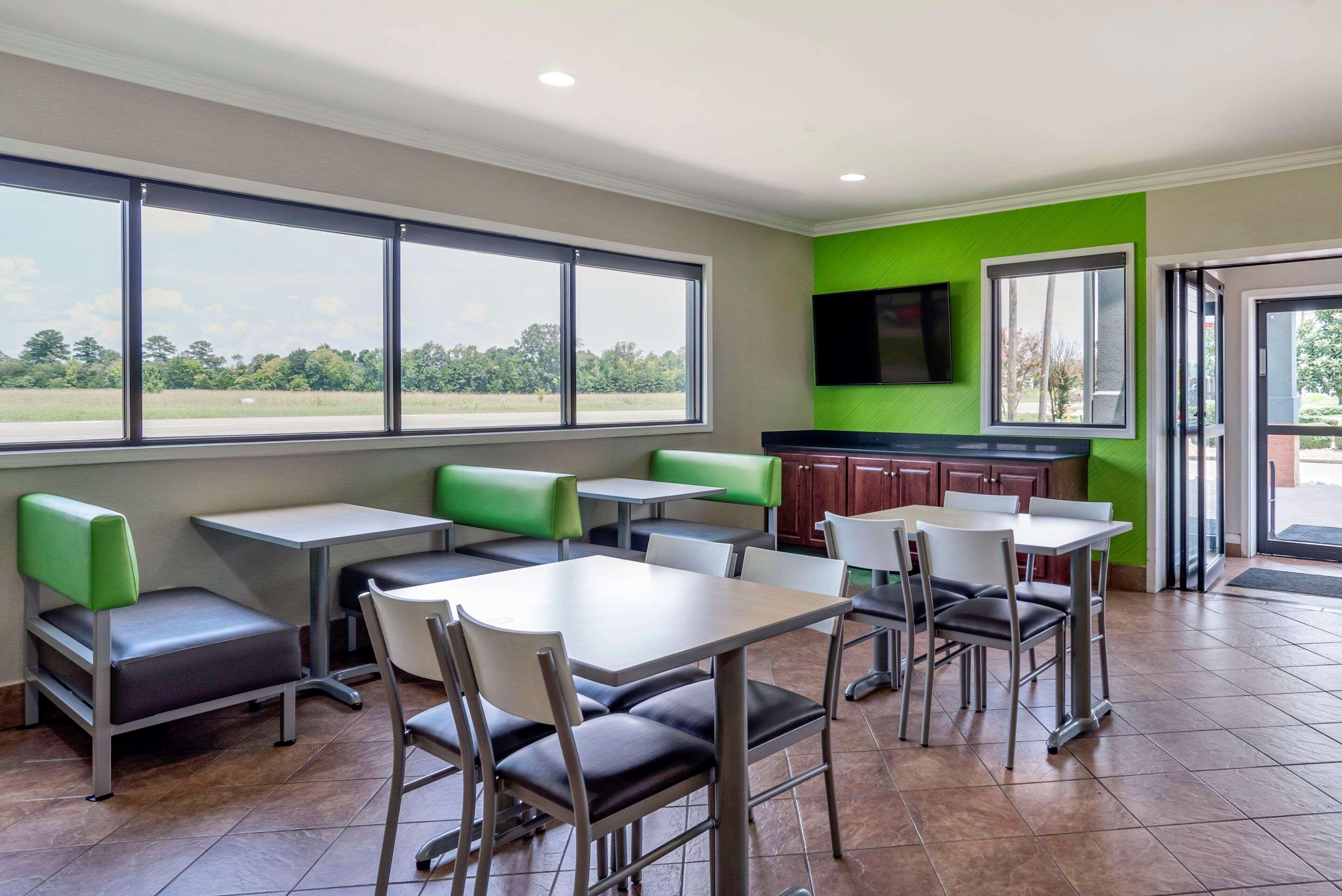 Quality Inn & Suites Demopolis Εξωτερικό φωτογραφία