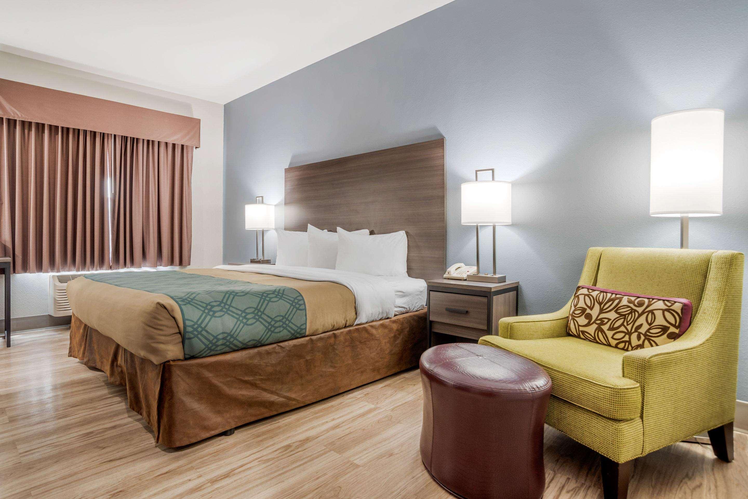 Quality Inn & Suites Demopolis Εξωτερικό φωτογραφία