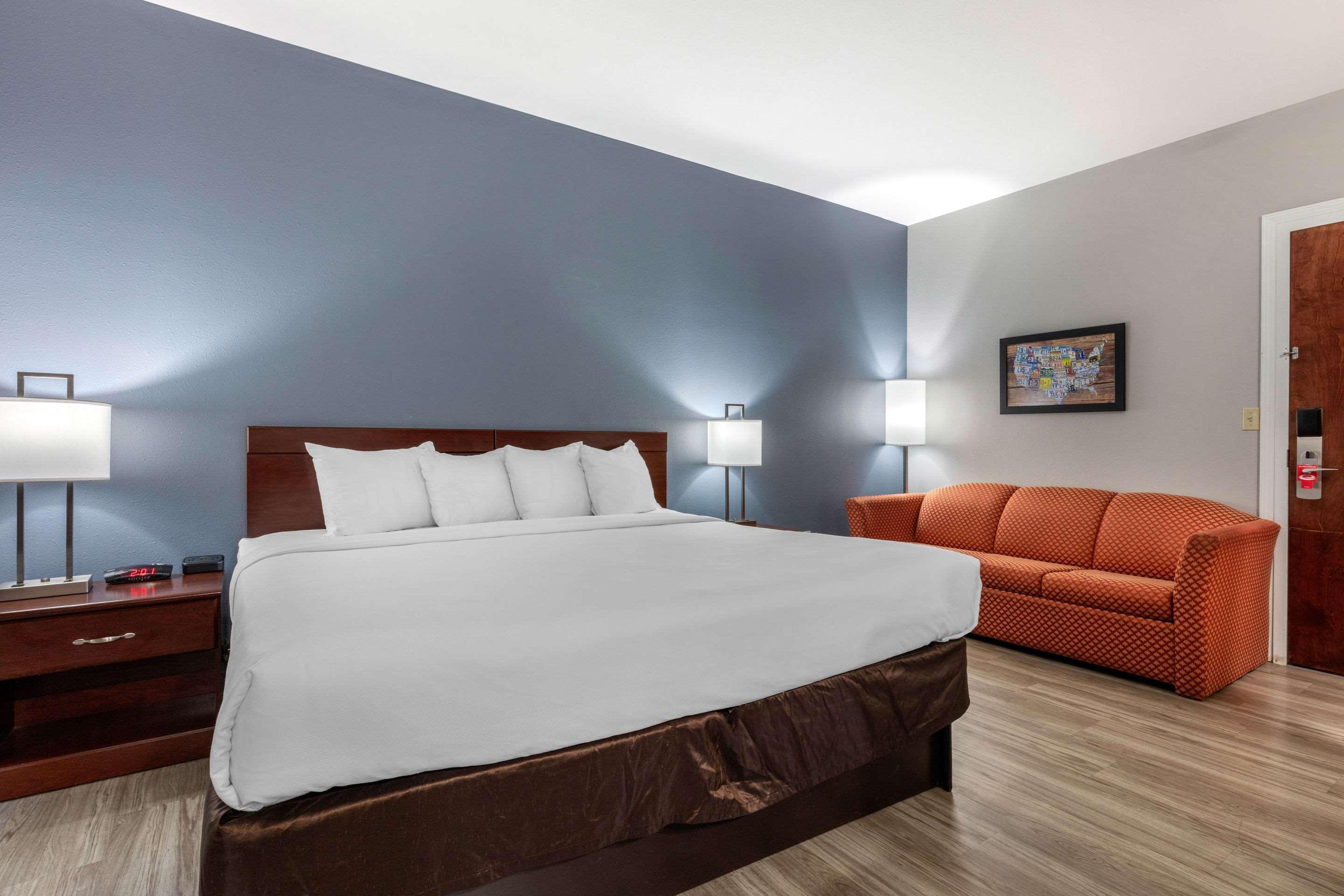 Quality Inn & Suites Demopolis Εξωτερικό φωτογραφία